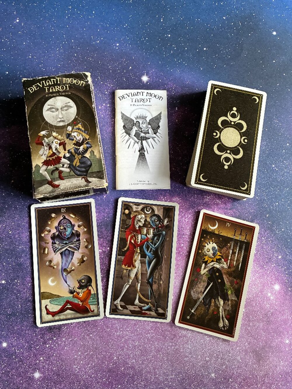 Deviant Moon Tarot with booklet